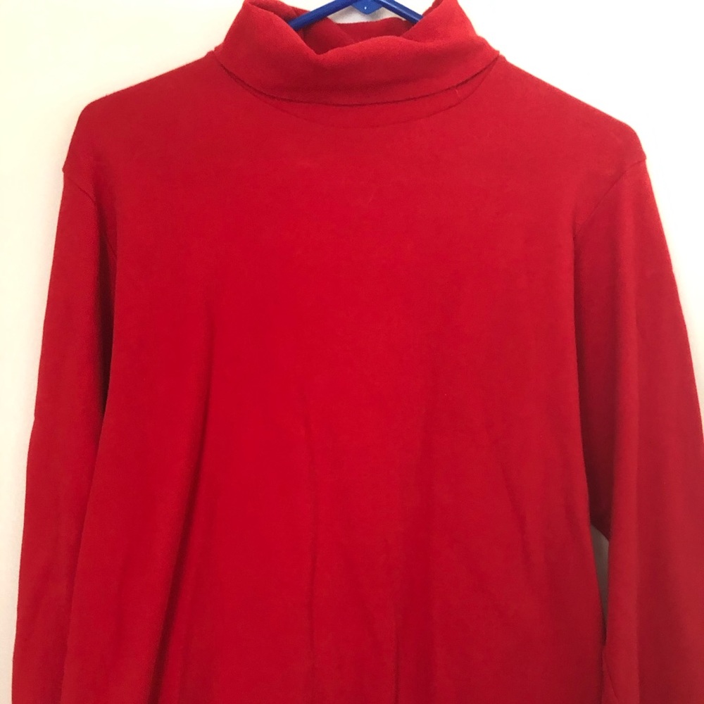 FIRM-Field Manor Red Turtleneck Tee